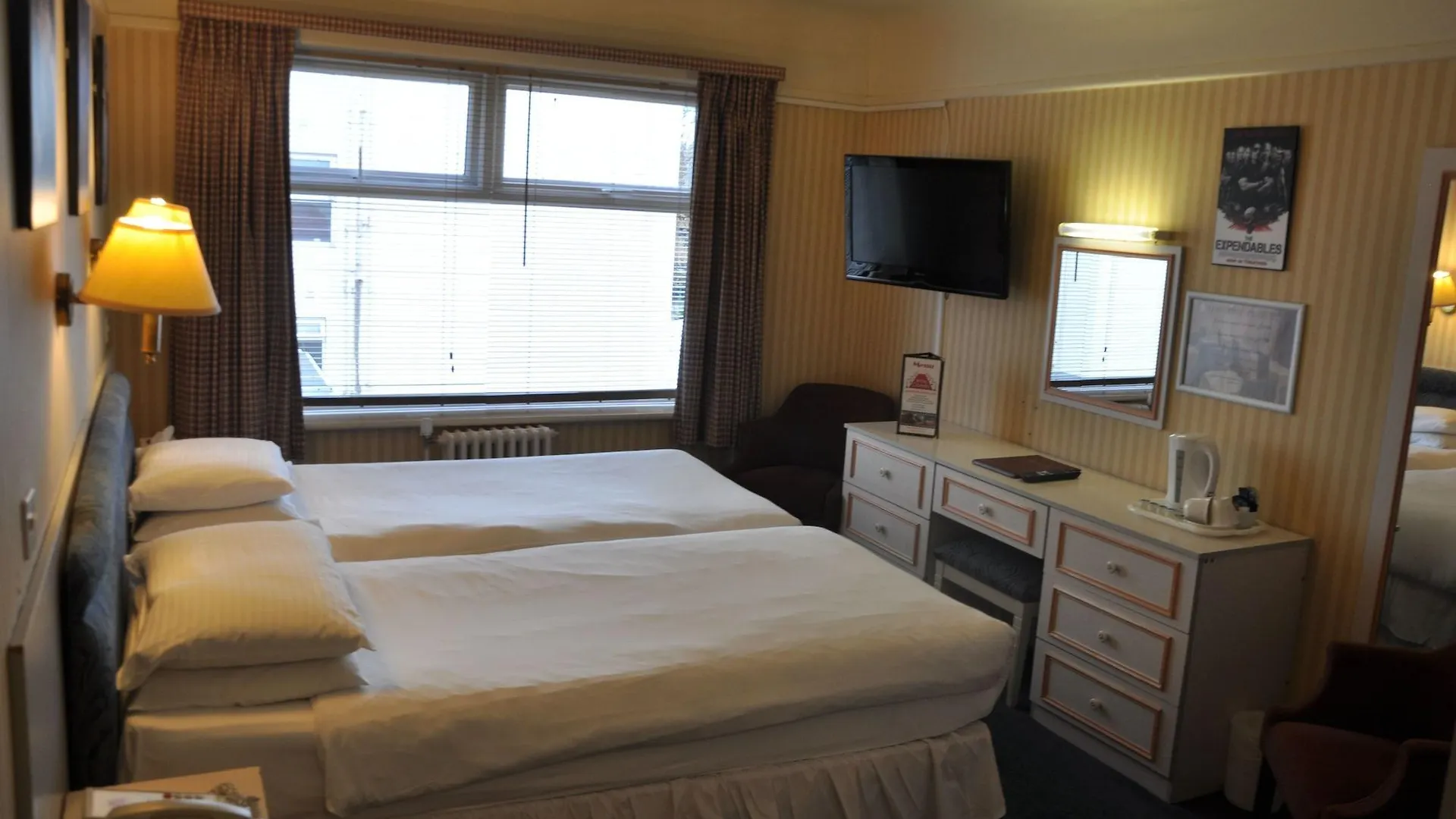 Hotel Celebrity Bournemouth East Cliff By Villare Hotels 3*,