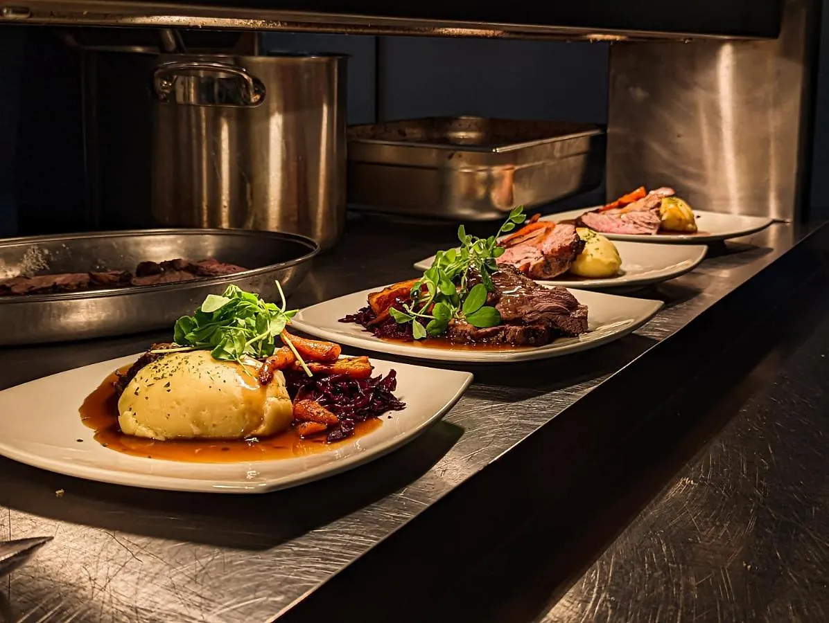 Hotel Celebrity Bournemouth East Cliff By Villare Hotels 3*,